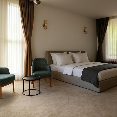 Resort Ujevara E Drinit Peje Exteriér fotografie