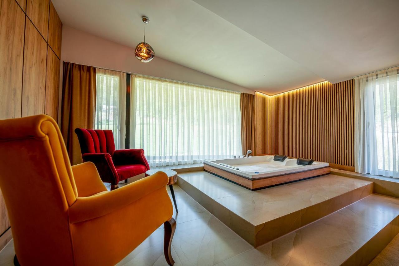 Resort Ujevara E Drinit Peje Exteriér fotografie