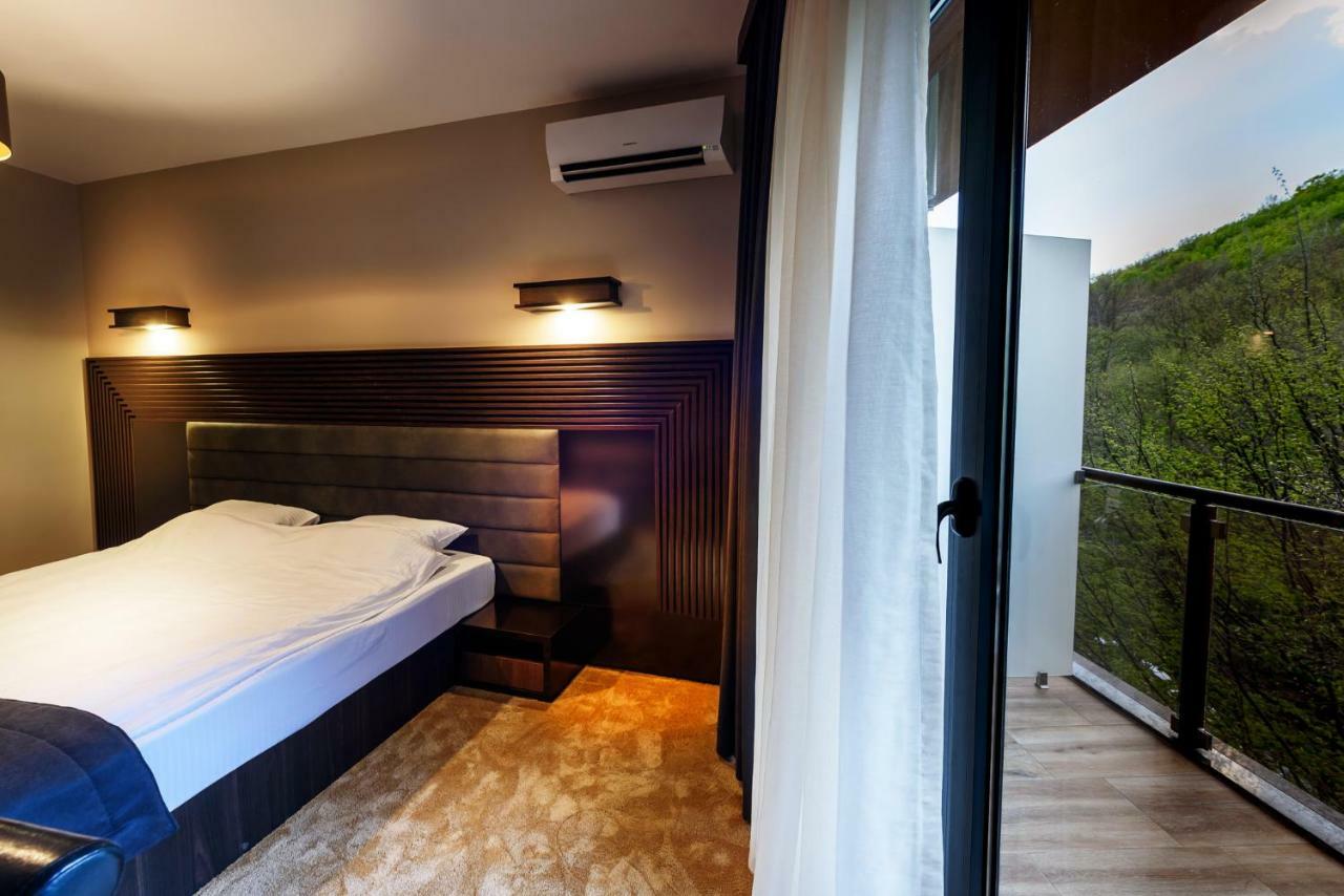Resort Ujevara E Drinit Peje Exteriér fotografie